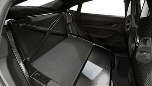 Vue intérieure du Taycan Turbo GT with Weissach Package
