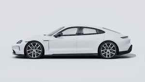 Exterior view of Taycan 4 Black Edition showing the left side of the car