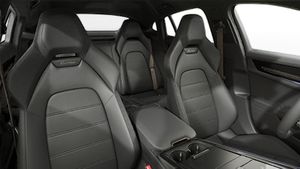 Interior view showing the front seats of Panamera Turbo E-Hybrid