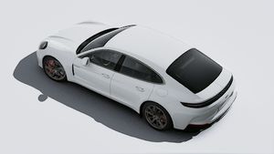 Exterior view of Panamera Turbo E-Hybrid seen from above