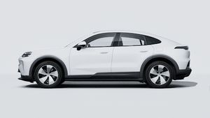Exterior view of Cayenne Coupé Electric showing the left side of the car