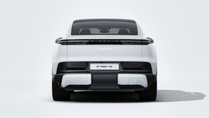 Exterior view of Cayenne S Coupé Electric showing the rear of the car