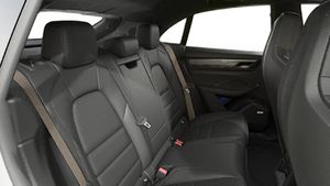 Interior view of Macan Turbo