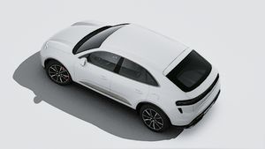 Exterior view of Macan Turbo seen from above