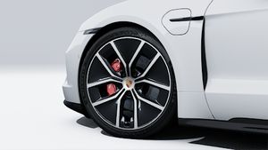 Exterior view of Taycan 4S Black Edition
