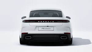 Exterior view of Panamera 4 showing the rear of the car