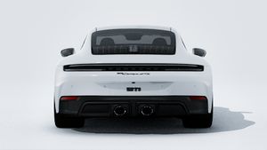Vista exterior de 911 Carrera GTS mostrando la parte trasera del coche