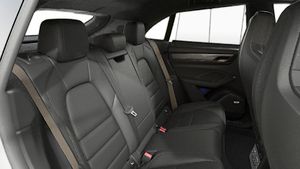 Interior view of Macan Turbo
