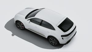 Exterior view of Macan Turbo seen from above
