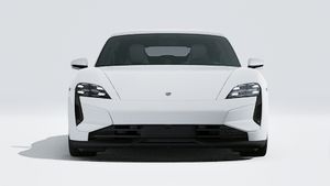Exterior view of Taycan Turbo showing the front of the car