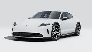 Exterior view of Taycan 4 Cross Turismo showing the front and left side of the car