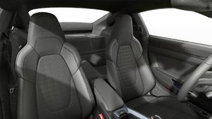 Vue intérieure montrant les sièges avant de 911 Carrera T