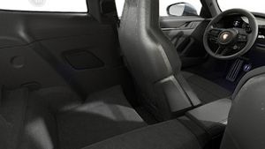 Vue de l'intérieur montrant les sièges arrière de 911 Carrera T