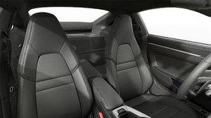 Binnenaanzicht van de voorstoelen van 911 Carrera