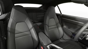 Binnenaanzicht van de voorstoelen van 911 Carrera S Cabriolet
