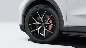 Exterior view of Cayenne S Coupé Electric