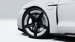 Exterior view of Taycan Turbo