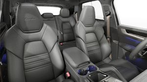 Interior view showing the front seats of Cayenne Turbo E-Hybrid