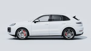 Exterior view of Cayenne Turbo E-Hybrid showing the left side of the car
