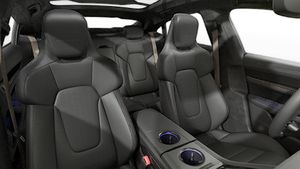 Interior view showing the front seats of Taycan Turbo S