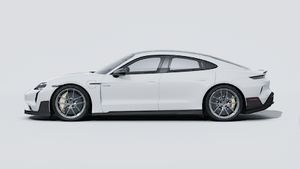 Exterior view of Taycan Turbo GT showing the left side of the car