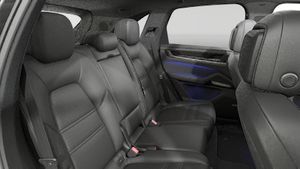 Vista interior de su Cayenne S E-Hybrid Black Edition