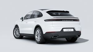 Vista exterior de Cayenne Coupé mostrando la parte trasera y el lado izquierdo del coche