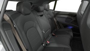 Vista interior de su Cayenne Turbo Electric