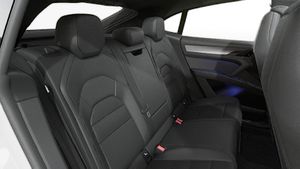 Vista interior de su Cayenne S Coupé Electric