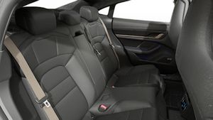 Vista interior de su Taycan Turbo S