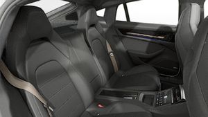 Vista interior de su Panamera Turbo E-Hybrid