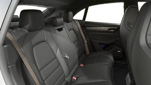 Vista interior de su Macan Turbo Electric