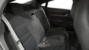 Vue intérieure du Taycan Black Edition