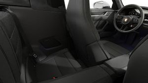Interior view showing the back seats of 911 Targa 4S
