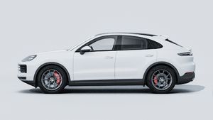 Exterior view of Cayenne S Coupé showing the left side of the car