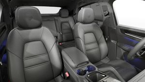 Interior view showing the front seats of Cayenne Coupé Black Edition