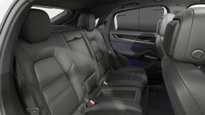 Interior view of Cayenne Coupé Black Edition