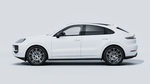 Exterior view of Cayenne Coupé Black Edition showing the left side of the car