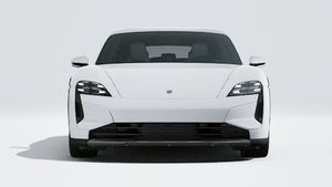 Exterior view of Taycan Turbo Cross Turismo showing the front of the car