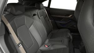 Taycan Turbo S Sport Turismo – widok wewnątrz