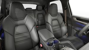 Interior view showing the front seats of Cayenne Turbo E-Hybrid