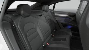 Interior view of Cayenne S Coupé Electric