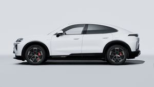 Exterior view of Cayenne Turbo Coupé Electric showing the left side of the car