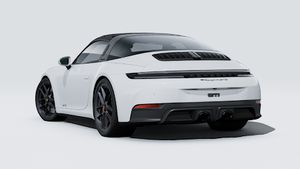 Vista exterior do 911 Targa 4 GTS, de trás e lateral esquerda