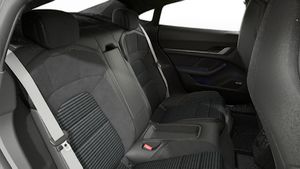 Vista interior do Taycan Black Edition