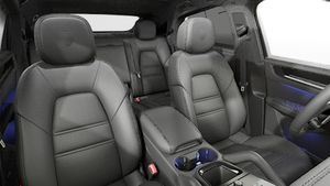 Interior view showing the front seats of Cayenne Coupé Black Edition