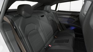 منظر داخلي لسيارة Cayenne Turbo Coupé Electric