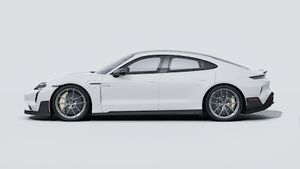 Exterior view of Taycan Turbo GT showing the left side of the car