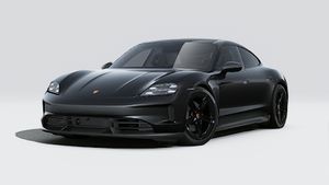 Vue extérieure de Taycan 4 Black Edition montrant l'avant et le côté gauche de la voiture