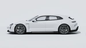 Vedere exterioară a Taycan Turbo Sport Turismo care prezintă partea stângă a mașinii